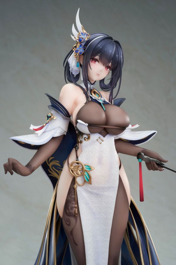 [不挑盒況] APEX 1/7 碧藍航線 鎮海改 PVC完成品 [不挑盒況] APEX 1/7 碧藍航線 鎮海改 PVC完成品