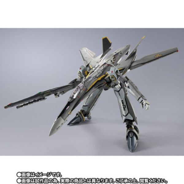 BANDAI DX超合金 超時空要塞F VF-25S 彌賽亞女武神 奧茲馬機 REVIVAL Ver. BANDAI DX超合金 超時空要塞F VF-25S 彌賽亞女武神 奧茲馬機 REVIVAL Ver.