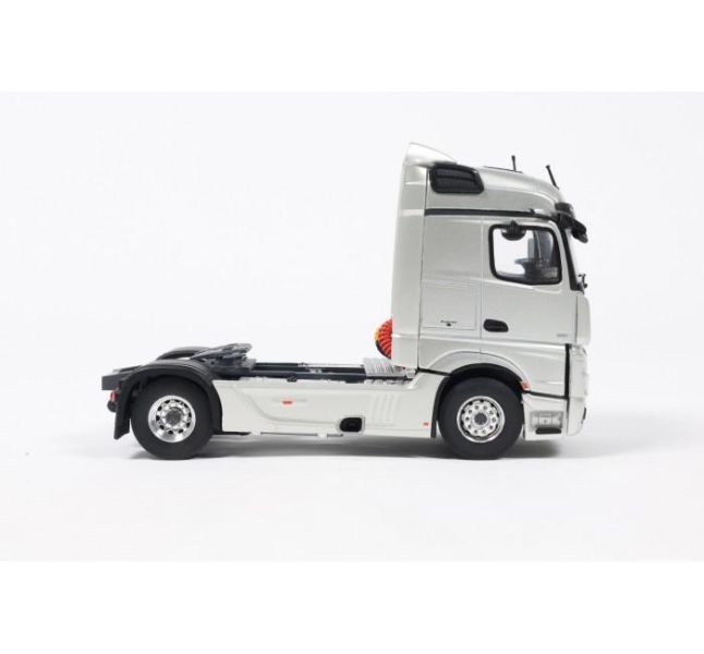 (預購) SOLIDO 1/43 賓士 MERCEDES-BENZ ACTROS L SILVER 2024 S4319202 20260825 SOLIDO 1/43 賓士 MERCEDES-BENZ ACTROS L SILVER 2024 S4319202