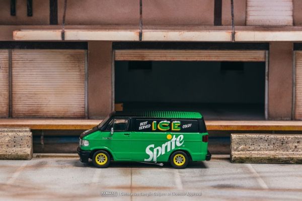 TARMAC 1/64 道奇 雪碧特別塗裝車 Dodge Van Sprite Delivery Van T64G-TL032-SP TARMAC 1/64 道奇 雪碧特別塗裝車 Dodge Van Sprite Delivery Van T64G-TL032-SP