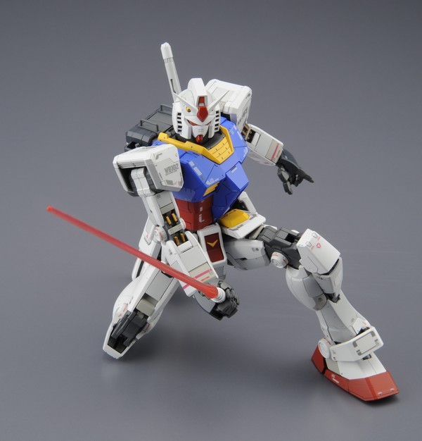 BANDAI 1/100 MG 鋼彈 RX-78-2 Ver 3.0 機動戰士鋼彈 一年戰爭 組裝模型 BANDAI,1/100,MG,鋼彈,RX-78-2,Ver 3.0,機動戰士,鋼彈,一年戰爭,組裝模型,