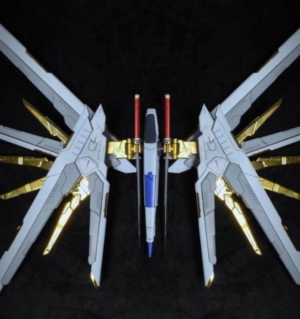 (預購) 紅蓮工坊 1/100 飛行背包 原色版 組裝模型 20260716 紅蓮工坊 1/100 飛行背包 原色版 組裝模型