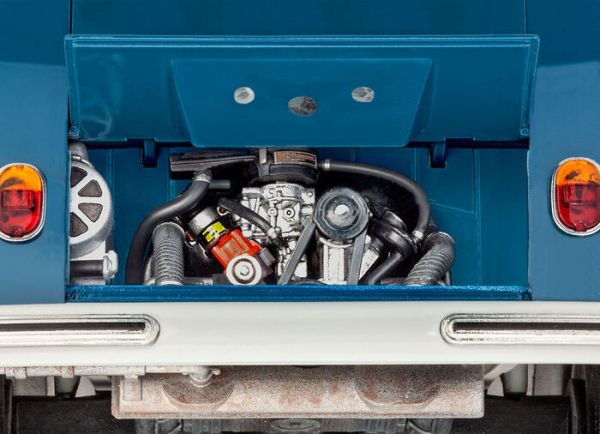 Revell 1/16 福斯 Volkswagen T1 Samba Bus 組裝模型 Revell 1/16 福斯 Volkswagen T1 Samba Bus 組裝模型