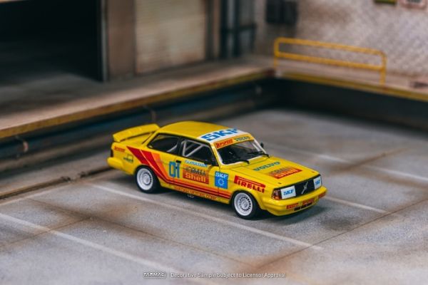 TARMAC WORKS 1/64 富豪 Volvo 240 Turbo Thai Group A Championship Bira Circuit Pattaya Winner 1988 TARMAC WORKS 1/64 富豪 Volvo 240 Turbo Thai Group A Championship Bira Circuit Pattaya Winner 1988