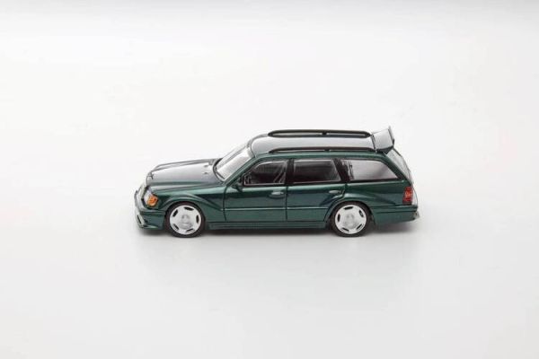 (預購) Mortal 1/64 賓士 MERCEDES-BENZ S124 T MODEII EVO2 綠色 (預購) Mortal 1/64 賓士 MERCEDES-BENZ S124 T MODEII EVO2 綠色