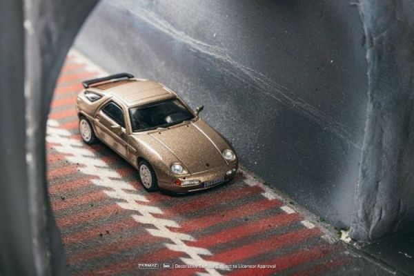 (預購) [吊卡版] TARMAC WORKS 1/64 保時捷 GLOBAL64 Porsche 928 S4 Platinum Metallic T64G-085-PM 20260525 [吊卡版] TARMAC WORKS 1/64 保時捷 GLOBAL64 Porsche 928 S4 Platinum Metallic T64G-085-PM