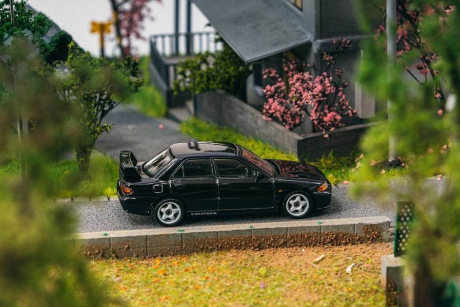 TARMAC WORKS 1/64 三菱 Mitsubishi Lancer GSR Evolution III EVO三代 黑色 TARMAC WORKS 1/64 三菱 Mitsubishi Lancer GSR Evolution III EVO三代 黑色