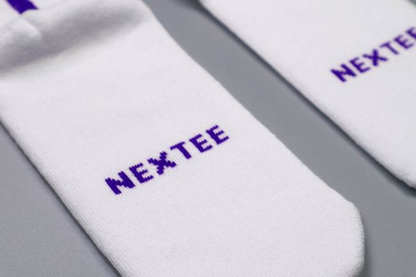 NEXTee 翻轉模玩系列 暴走 運動襪 白色 NEXTee 翻轉模玩系列 暴走 運動襪 白色