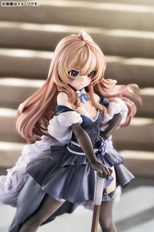Luminous Box 1/7 虎與龍 TIGER×DRAGON 逢坂大河 禮服Ver. PVC完成品 Luminous Box 1/7 虎與龍 TIGER×DRAGON 逢坂大河 禮服Ver. PVC完成品