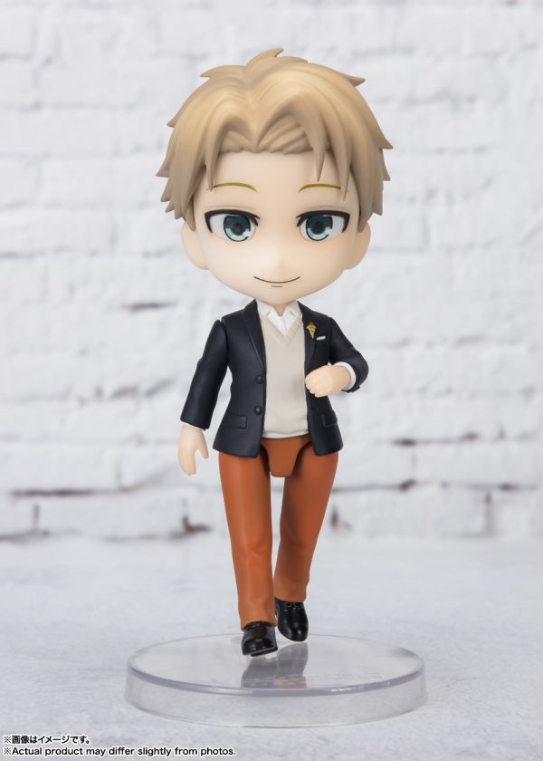 BANDAI Figuarts mini 間諜家家酒 洛伊德・佛傑 -外出服造型- BANDAI Figuarts mini 間諜家家酒 洛伊德・佛傑 -外出服造型-