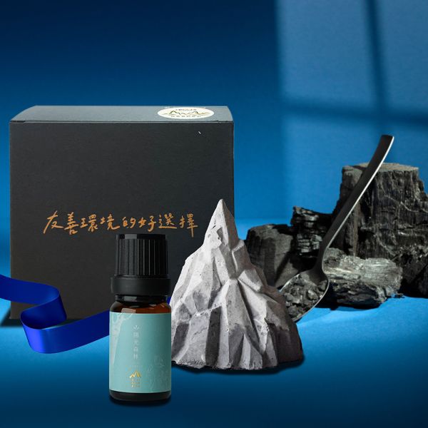 Bat Nut Biochar Aroma Stone + 10ml Essential Oil 官田烏金,循環經濟,友善環境,廢物再生,地方創生,炭材專家,生物炭,菱殼炭,擴香,擴香石,精油,擴香,永續,薰衣草,尤加利,檜木,精油,芳香療法,菱角,禮物,七夕,父親節,中秋禮盒,台灣,送禮