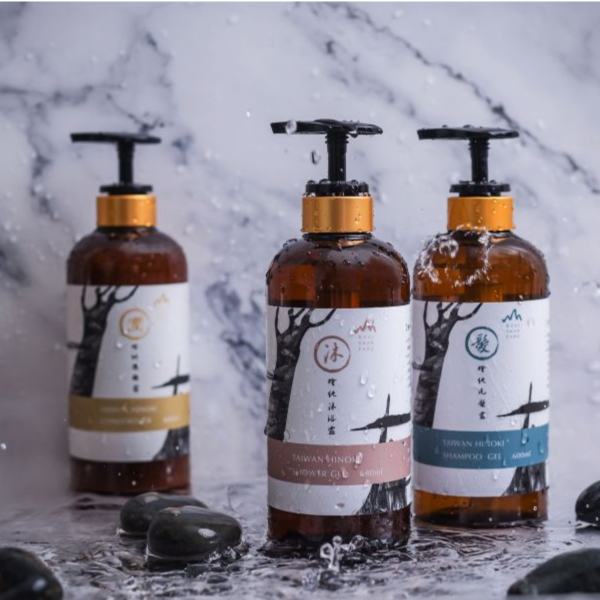 Kuai Shan Fang Hinoki Body & Hair Care Special Offer Set 森沐新春組,沐浴洗髮潤絲組,迎春優惠組,檜木香氛,天然植萃洗髮,沐浴乳推薦,潤絲精,木質香氣,新年禮盒,居家清潔,全家適用,送禮推薦,質感生活