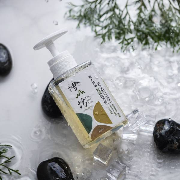 [永續升級] 檜純洗手露50ml - 瓶身含30%麥稈 洗手,制菌,檜山坊,木木自然,香氛,台灣,檜木,精油,護手,保濕,植萃,乾洗手,孩童,防疫,病,禮物,天然,生活,健康,保養,中秋,端午,企業採購,客製化,禮盒,畢業,送禮