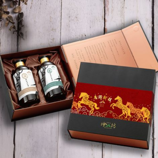Ritual Bath Gift Box--Big 馬年禮盒,禮盒推薦,ESG企業,檜山坊,木木自然,香氛,台灣,精油,檜木, 沐浴, 洗髮,保濕,潤膚,護膚,禮物,外國朋友,中秋,端午,企業採購,客製化,禮盒,畢業,送禮,中秋,中秋禮盒,中秋送禮,伴手禮,農曆新年,推薦,春節,森林浴,芬多精,宜家