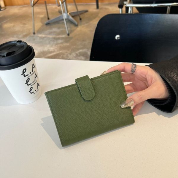 【旅行小管家】真皮護照皮夾-杉木深綠 旅行小管家,真皮護照皮夾,旅行護照夾,多功能證件夾,護照夾,LINGWEI,旅行皮夾,護照夾,證件皮夾,旅行收納小物