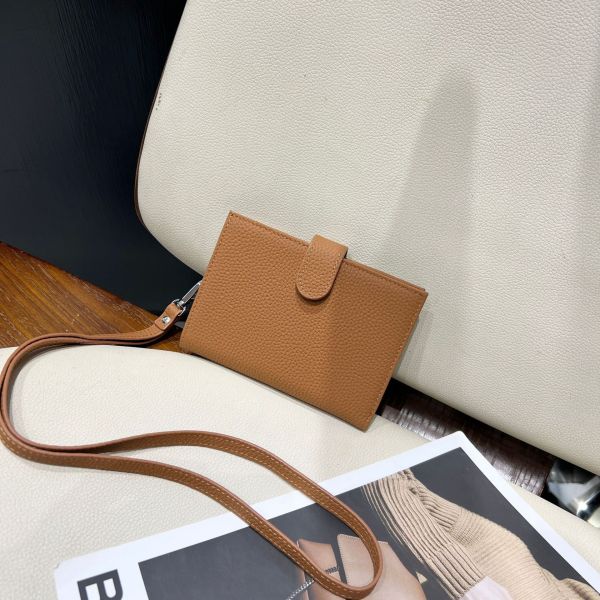 【旅行小管家】真皮護照皮夾-焦糖麥芽 旅行小管家,真皮護照皮夾,旅行護照夾,多功能證件夾,掛脖護照夾,LINGWEI,旅行皮夾,護照夾,證件皮夾,旅行收納小物