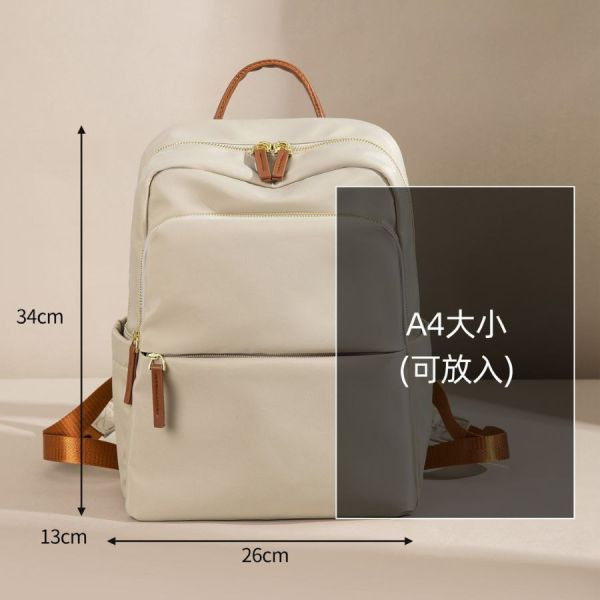 【可放A4】Signature 雙主袋極簡後背包｜初章杏棕 A4後背包, 雙主袋後背包, 極簡後背包, 通勤後背包, 上班族包包, 大容量後背包, LINGWEI 後背包, 文件包推薦, 都會後背包