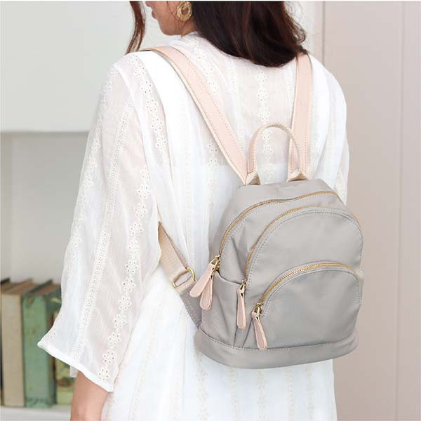 【防盜系列】【大款】千層防盜後背包-杏棕色 牛津千層後背包,大後背包,A4 後背包,多層收納背包,LINGWEI,大容量背包,牛津布後背包,通勤背包,防潑水背包