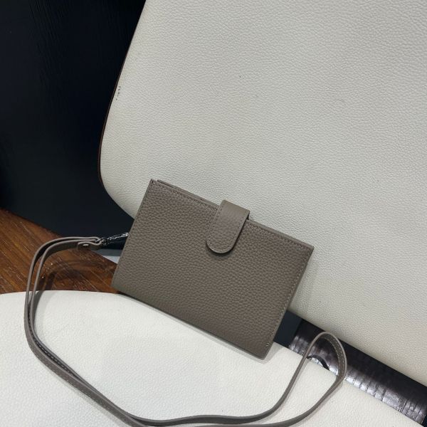 【旅行小管家】真皮護照皮夾-霧石灰 旅行小管家,真皮護照皮夾,旅行護照夾,多功能證件夾,掛脖護照夾,LINGWEI,旅行皮夾,護照夾,證件皮夾,旅行收納小物