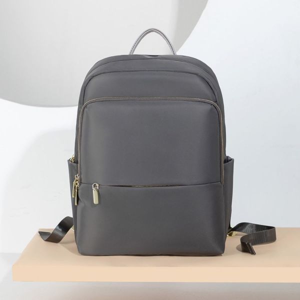 【可放14吋筆電】Signature 雙主袋極簡後背包｜石墨深灰 14吋筆電後背包, 後背托特包, 兩用後背包, 通勤包推薦, 可放筆電包款, 大容量後背包, LINGWEI 後背包, 上班族包包, 旅行後背包