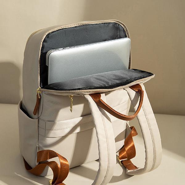 【15吋筆電】Bloom輕量筆電後背包｜石墨深灰 Bloom輕量筆電後背包, 後背托特包, 兩用後背包, 通勤包推薦, 可放筆電包款, 大容量後背包, LINGWEI 後背包, 上班族包包, 旅行後背包