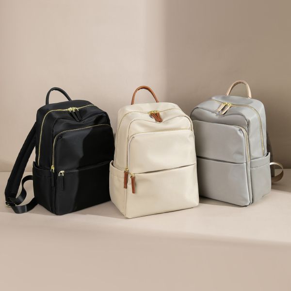 【可放A4】Signature 雙主袋極簡後背包｜乾淨霧灰 A4後背包, 雙主袋後背包, 極簡後背包, 通勤後背包, 上班族包包, 大容量後背包, LINGWEI 後背包, 文件包推薦, 都會後背包