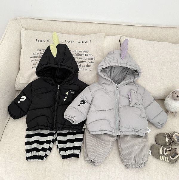 胸前恐龍公仔鋪棉外套 