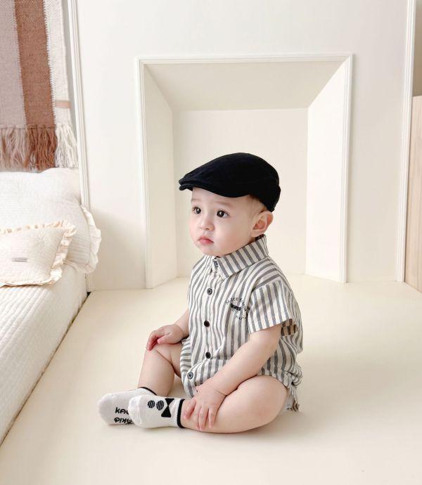 小小紳士直條紋連身衣 