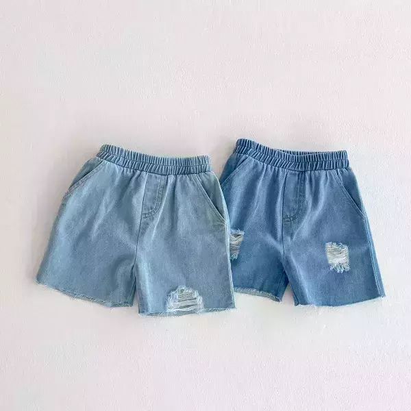 夏天也要的牛仔小短褲 