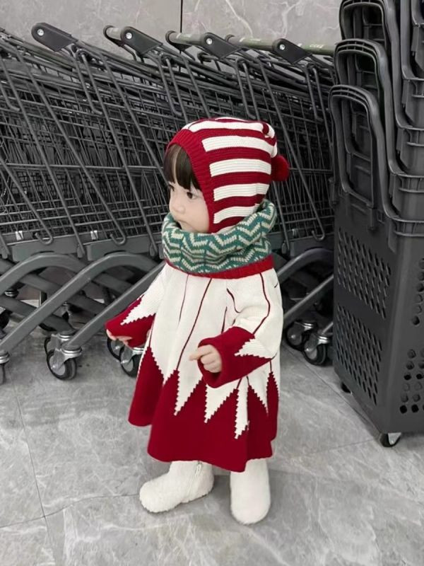 尖尖帽聖誕針織衫 