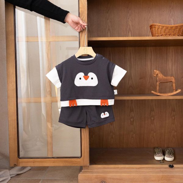 假兩件企鵝寶寶套裝 