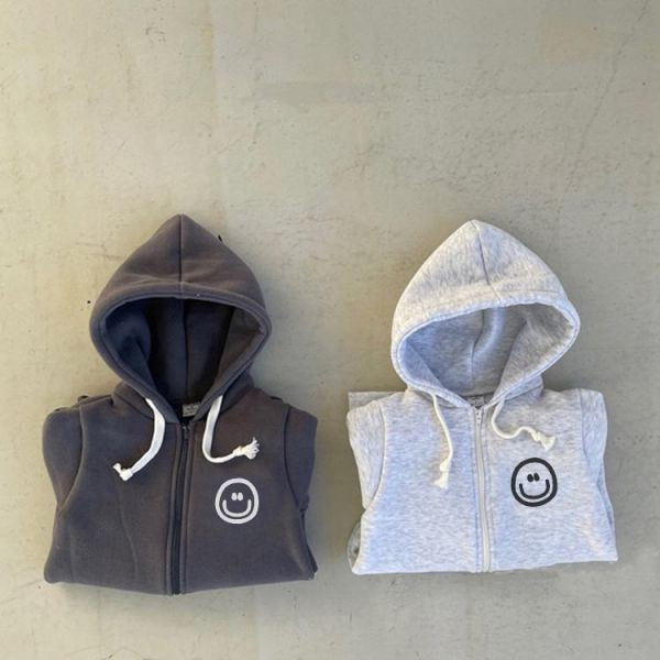大大的笑臉連帽外出服 