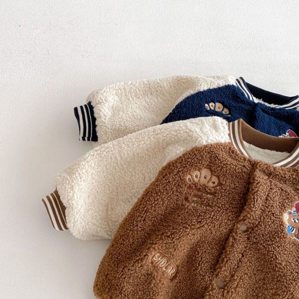 熊熊滾邊風毛絨絨外套 