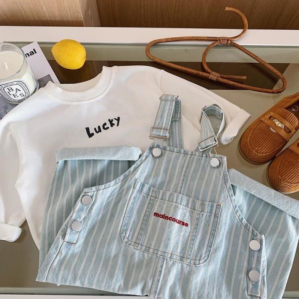 淡藍帥氣感條紋吊帶褲 