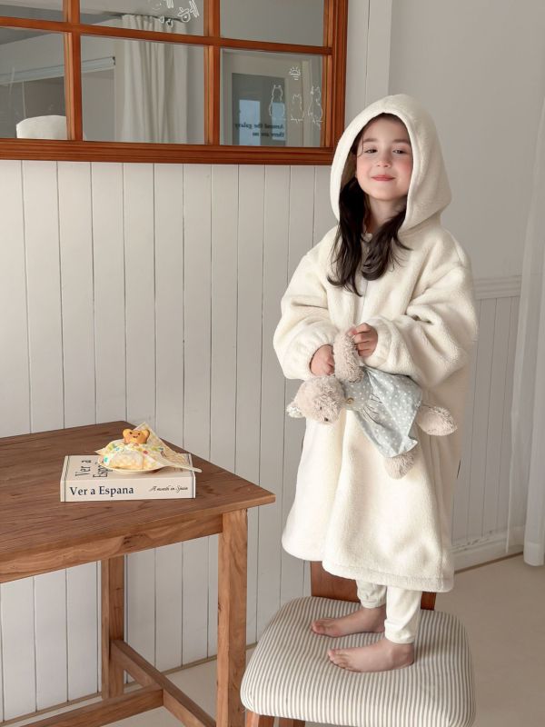 日常百搭珊瑚絨睡袍 