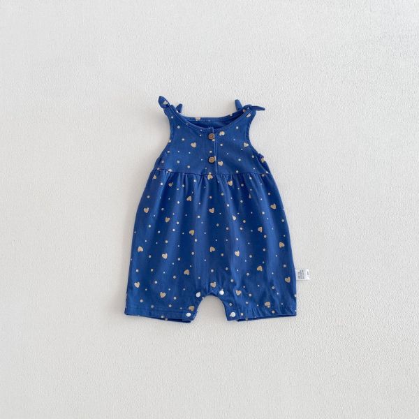 滿版蝴蝶結與愛心連身衣 