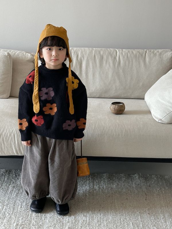 暖暖小花田針織毛衣 