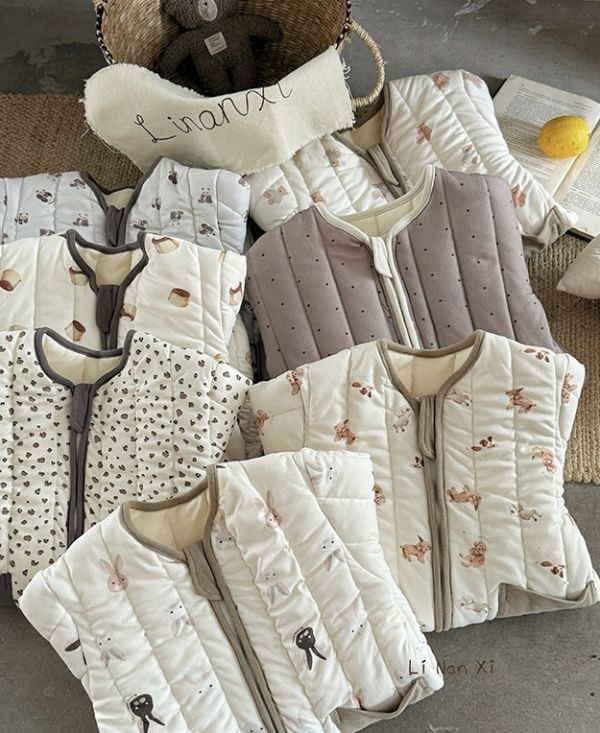 大地色動物雙口袋連身衣 