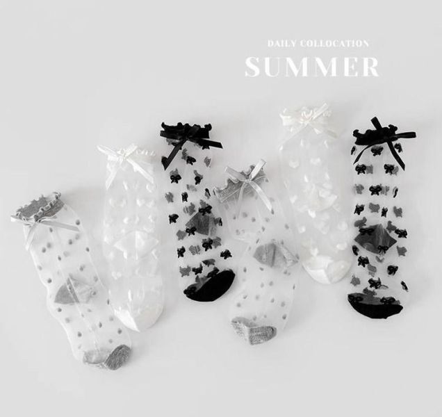 甜美愛心冰絲中筒襪 