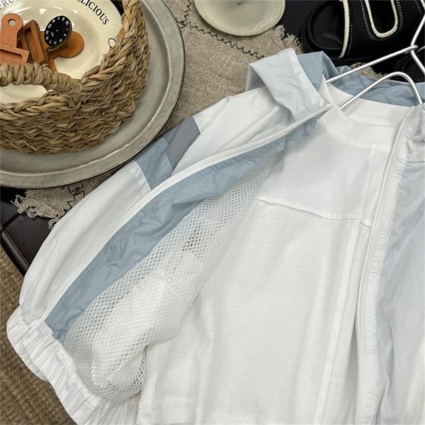 滑板男孩薄款外套 