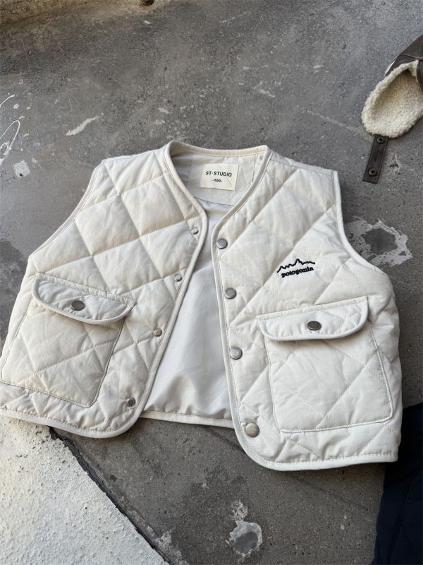 小山系鋪棉背心外套 