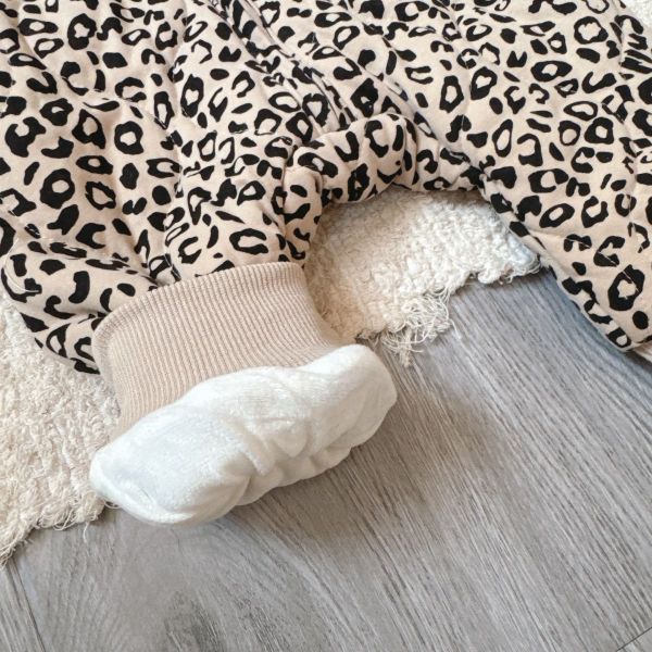 爆可愛貓咪連帽鋪棉連身衣 