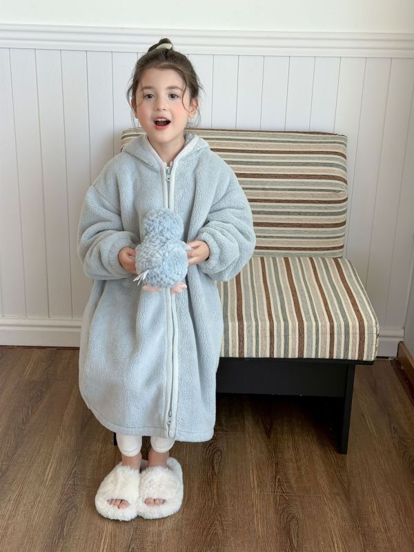 日常百搭珊瑚絨睡袍 