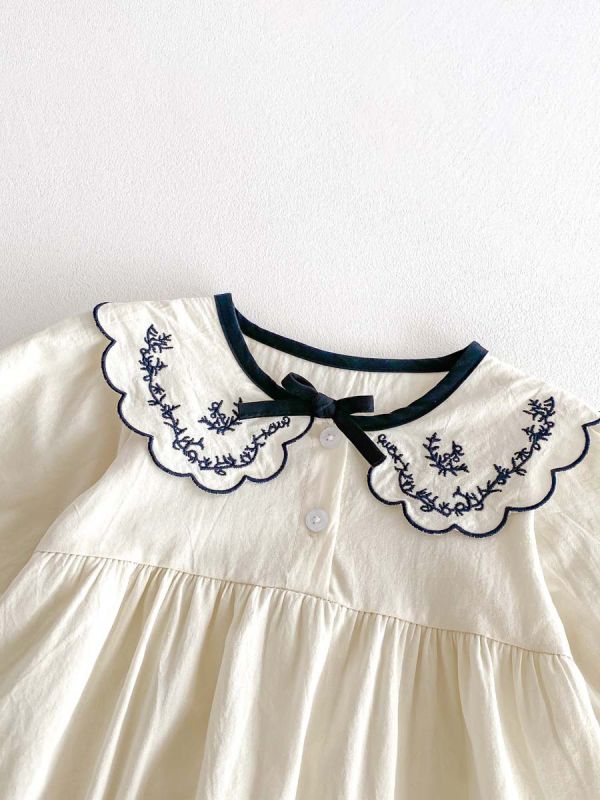 黑白滾邊刺繡女寶包屁 