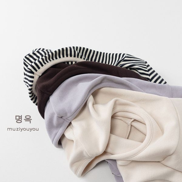 百搭柔軟絨感連帽上衣 