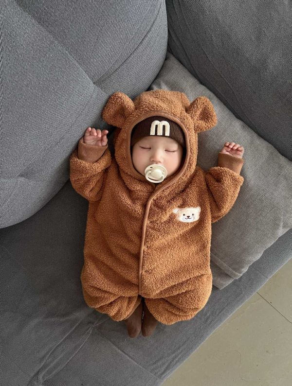 大耳朵熊熊排扣連身衣 