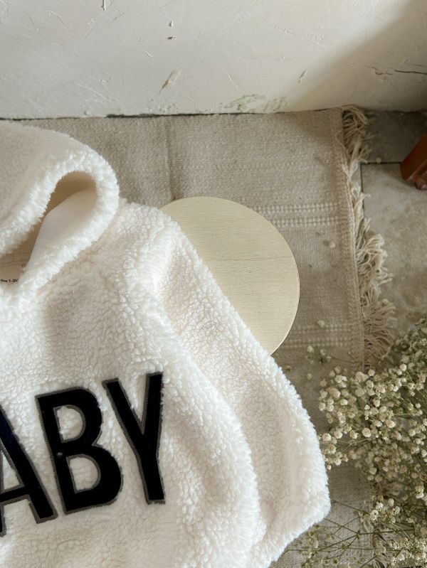 毛絨BABY保暖連帽包屁 