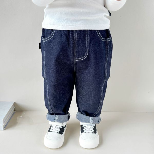 輕鬆休閒直筒牛仔褲 
