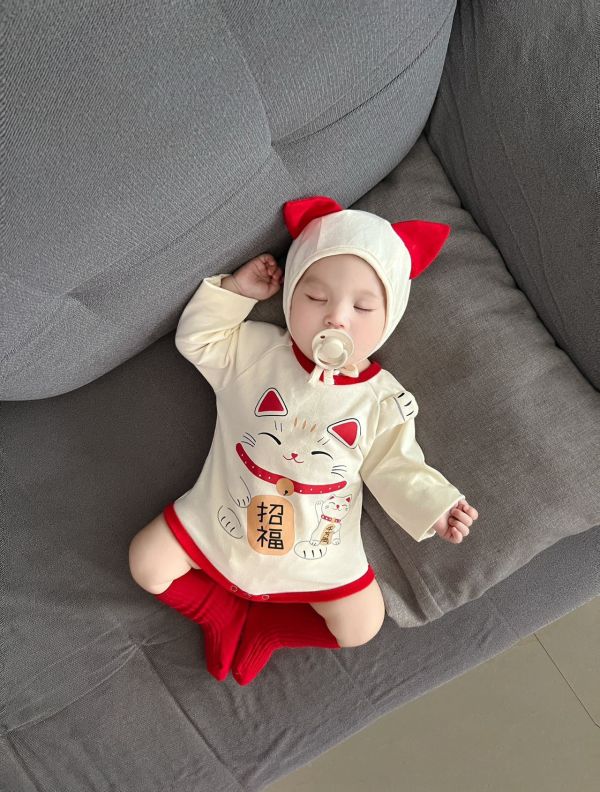 迎春招財貓咪賀年包屁｜附帽 