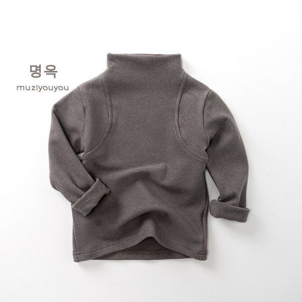 百搭半高領極簡感上衣 